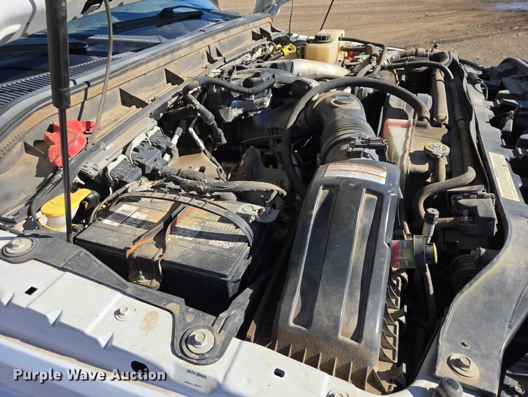 image for item ES2905 2015 Ford F350 Super Duty XL Crew Cab utility bed pickup truck