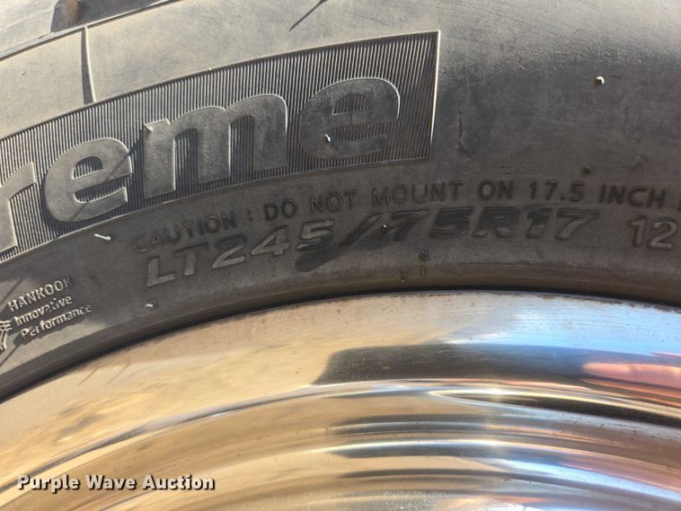 image for item ES2905 2015 Ford F350 Super Duty XL Crew Cab utility bed pickup truck