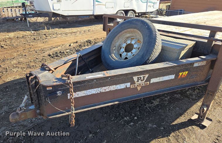 image for item ES2907 2004 PJ Trailers GN253 equipment trailer
