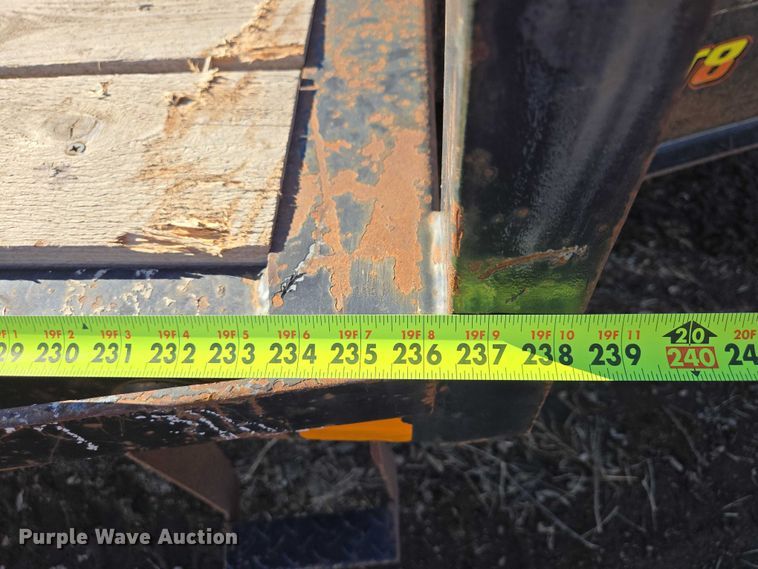 image for item ES2907 2004 PJ Trailers GN253 equipment trailer