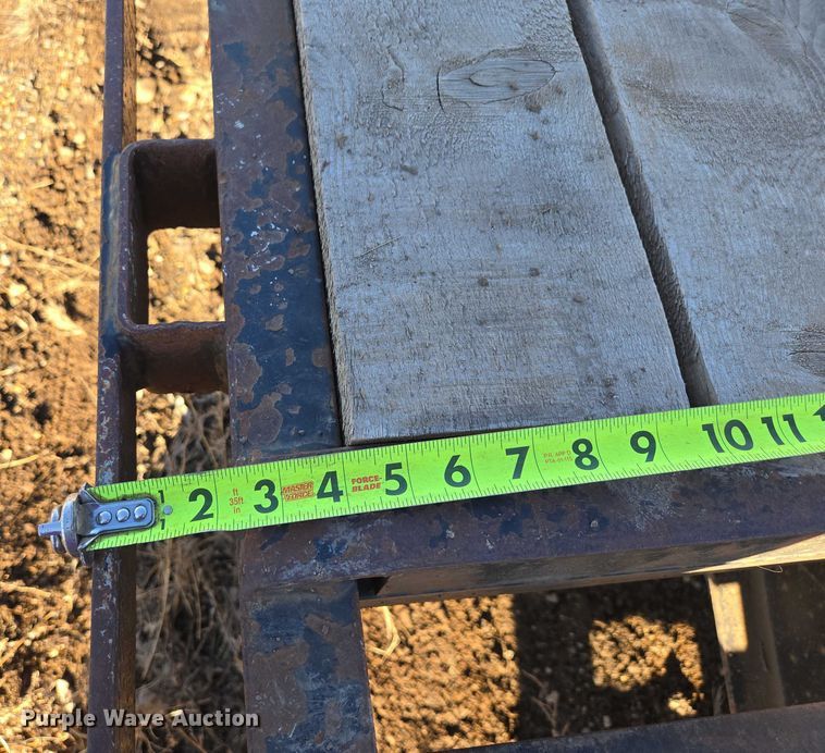 image for item ES2907 2004 PJ Trailers GN253 equipment trailer