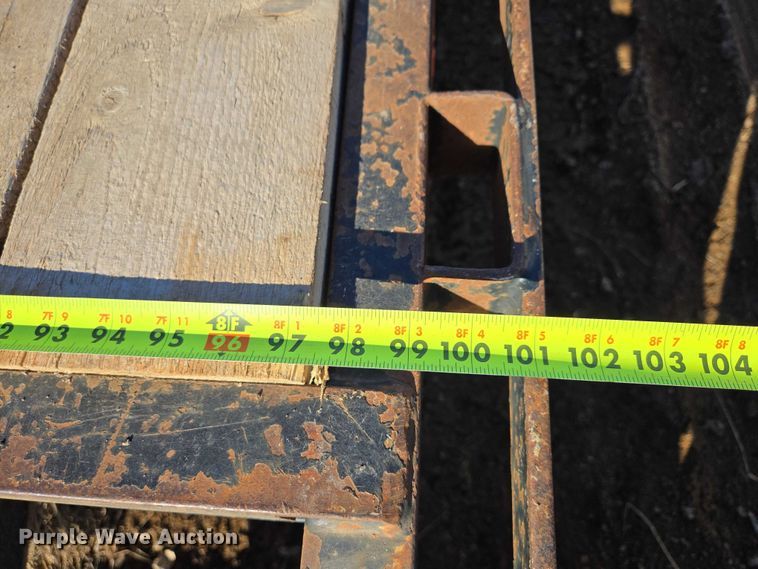 image for item ES2907 2004 PJ Trailers GN253 equipment trailer