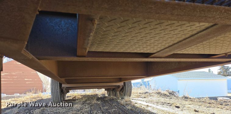 image for item ES2907 2004 PJ Trailers GN253 equipment trailer