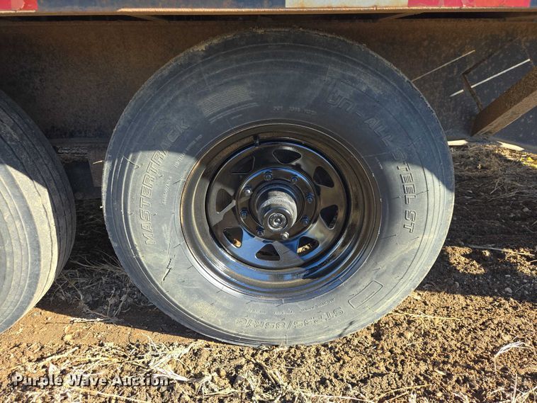 image for item ES2907 2004 PJ Trailers GN253 equipment trailer