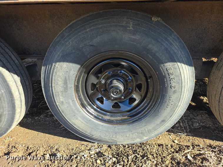 image for item ES2907 2004 PJ Trailers GN253 equipment trailer