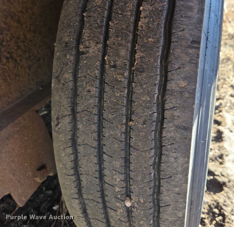 image for item ES2907 2004 PJ Trailers GN253 equipment trailer