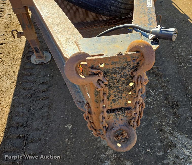 image for item ES2908 2002 DCT 827GBT24 equipment trailer