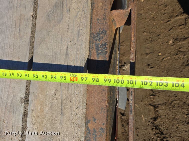 image for item ES2908 2002 DCT 827GBT24 equipment trailer