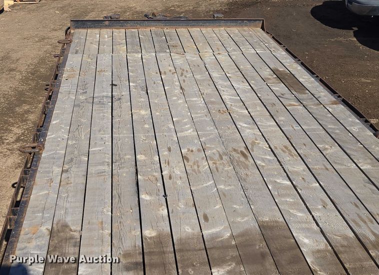 image for item ES2908 2002 DCT 827GBT24 equipment trailer