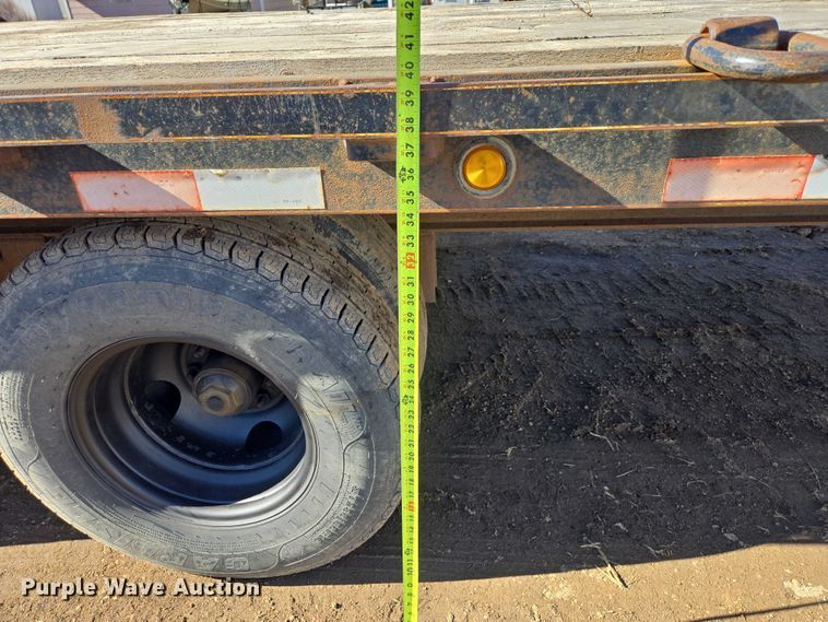 image for item ES2908 2002 DCT 827GBT24 equipment trailer