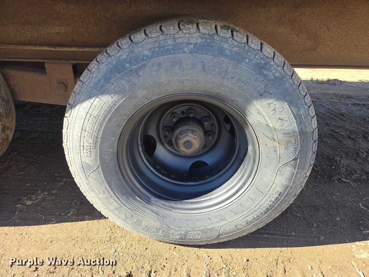 image for item ES2908 2002 DCT 827GBT24 equipment trailer