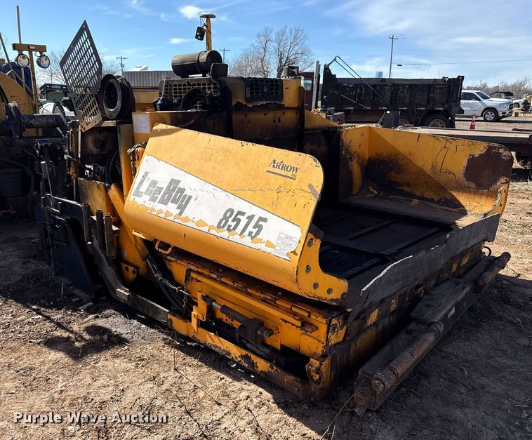 image for item ES5615 2007 Lee-Boy 8515 paver