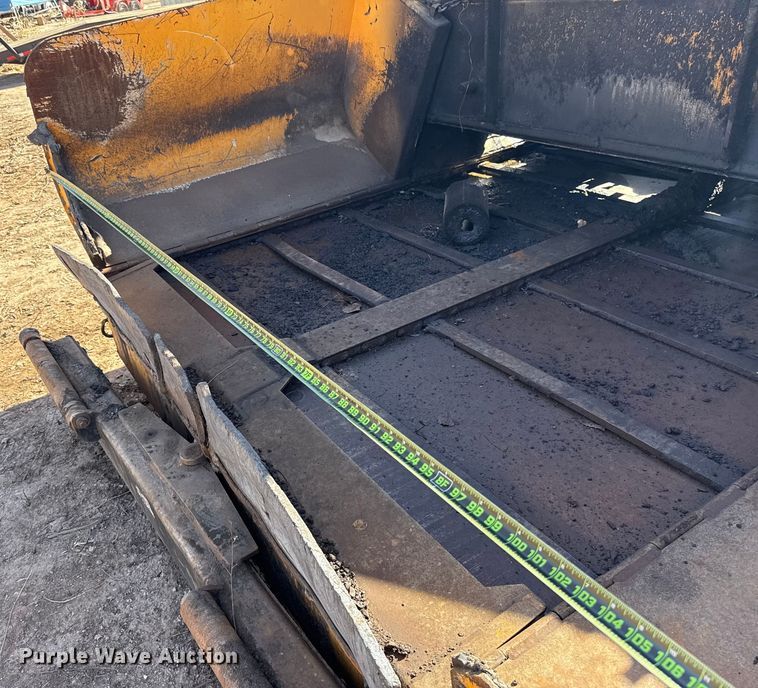 image for item ES5615 2007 Lee-Boy 8515 paver