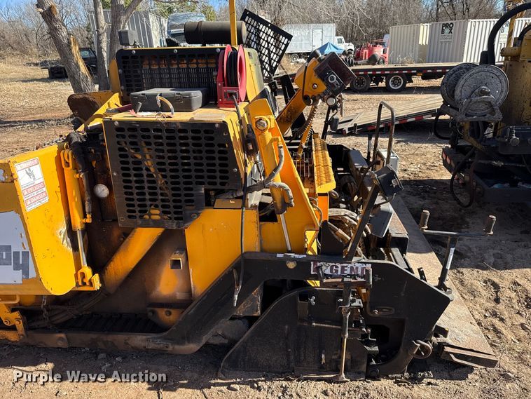 image for item ES5615 2007 Lee-Boy 8515 paver