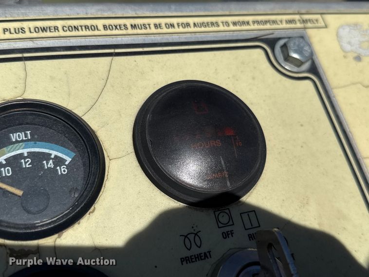 image for item ES5615 2007 Lee-Boy 8515 paver