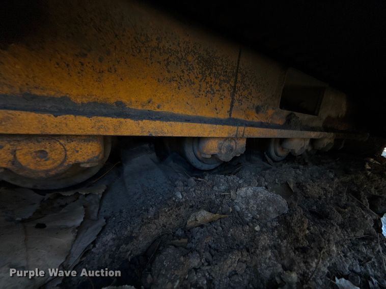 image for item ES5615 2007 Lee-Boy 8515 paver