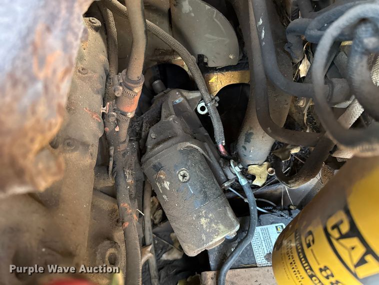 image for item ES5765 2002 Caterpillar 246 skid steer loader