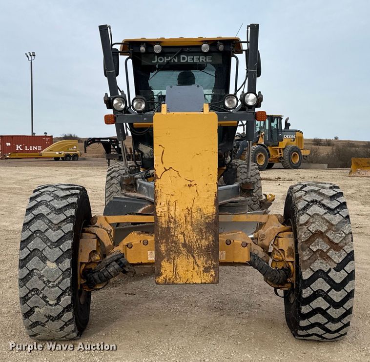 image for item ES5797 2012 John Deere 672G motor grader