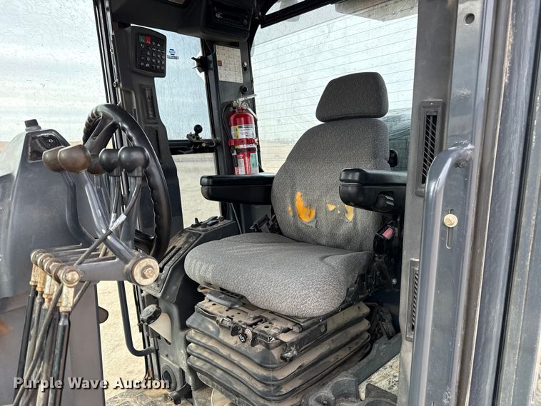 image for item ES5797 2012 John Deere 672G motor grader