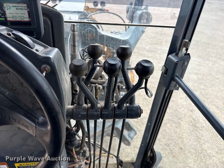 image for item ES5797 2012 John Deere 672G motor grader