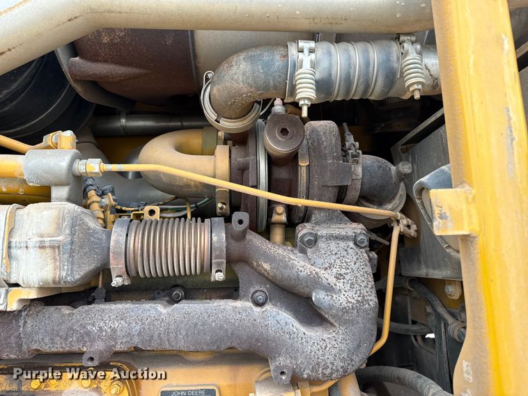 image for item ES5797 2012 John Deere 672G motor grader