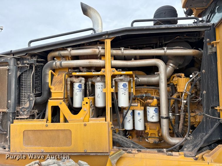 image for item ES5797 2012 John Deere 672G motor grader