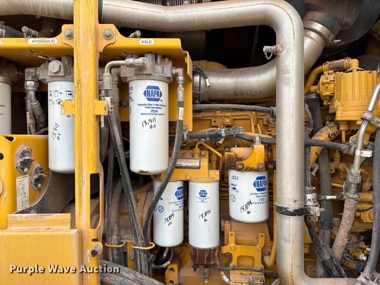 image for item ES5797 2012 John Deere 672G motor grader