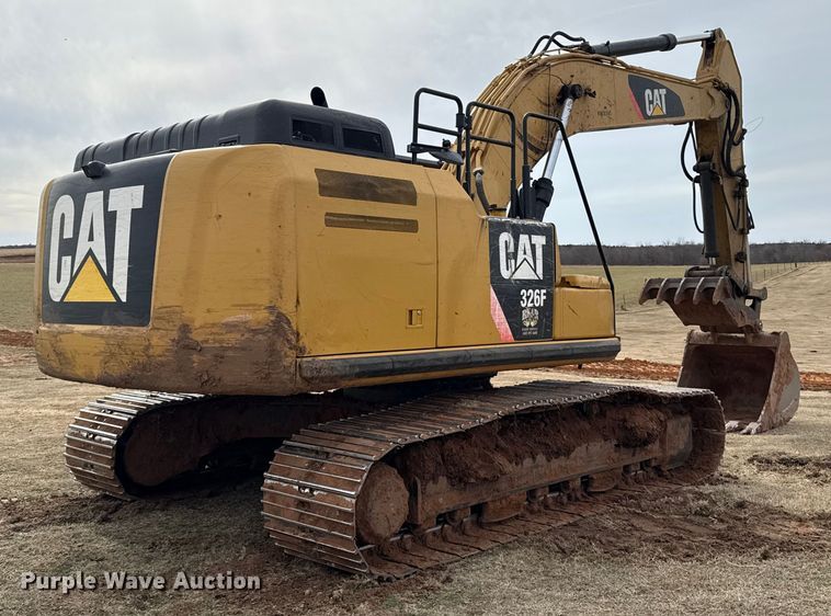 image for item ES5799 2015 Caterpillar 326FL excavator