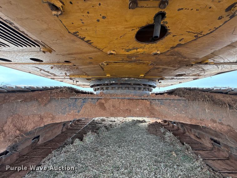 image for item ES5799 2015 Caterpillar 326FL excavator