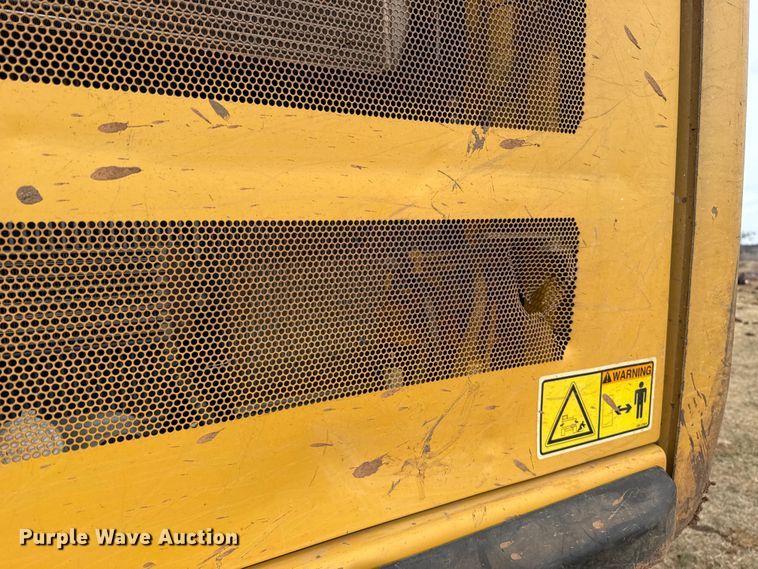 image for item ES5799 2015 Caterpillar 326FL excavator