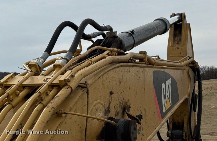 image for item ES5799 2015 Caterpillar 326FL excavator