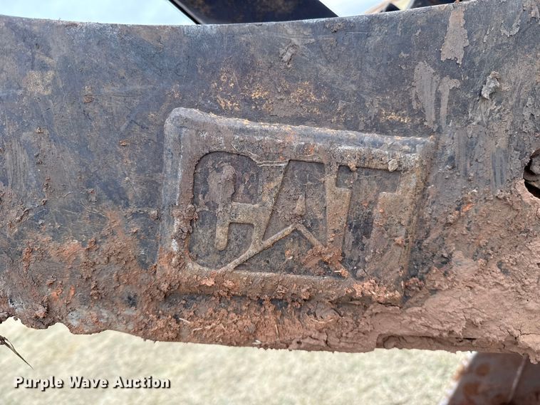 image for item ES5799 2015 Caterpillar 326FL excavator