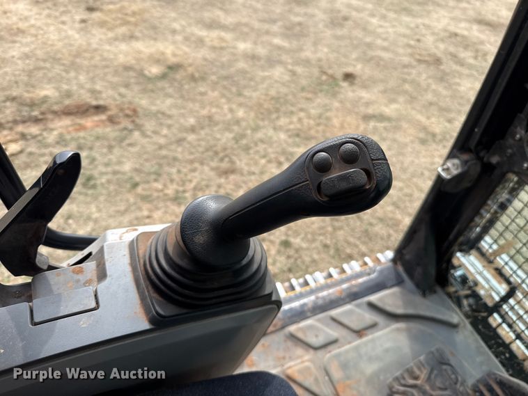 image for item ES5799 2015 Caterpillar 326FL excavator