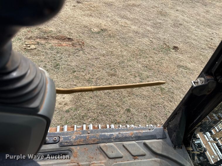 image for item ES5799 2015 Caterpillar 326FL excavator