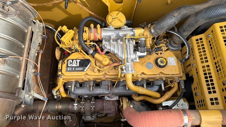 image for item ES5799 2015 Caterpillar 326FL excavator