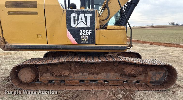 image for item ES5799 2015 Caterpillar 326FL excavator