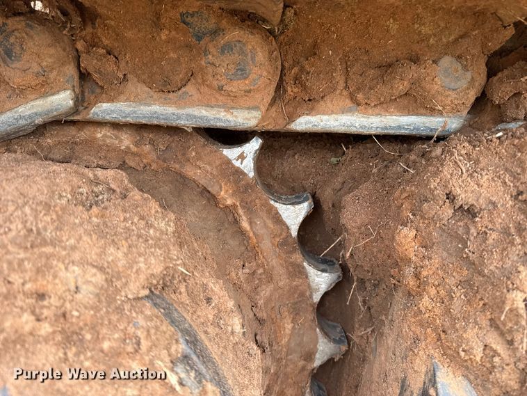 image for item ES5799 2015 Caterpillar 326FL excavator