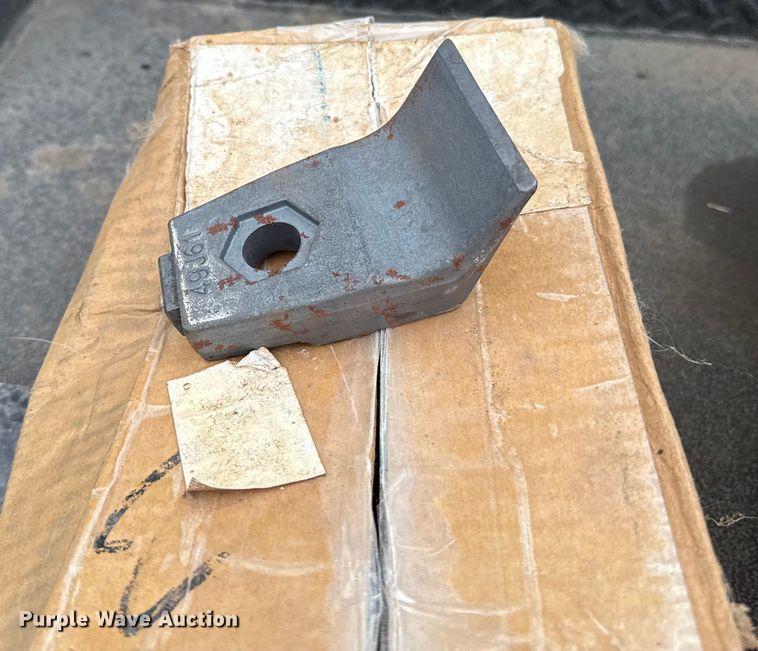 image for item ES5800 2005 Gyro-Trac GT-25 forestry mulcher