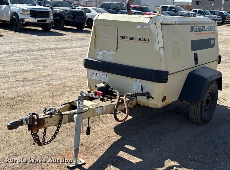 image for item ES5810 2000 Ingersoll Rand P185WJD air compressor