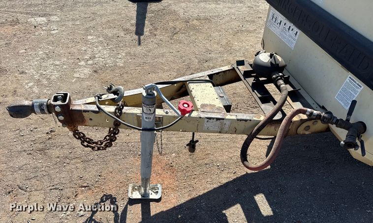 image for item ES5810 2000 Ingersoll Rand P185WJD air compressor