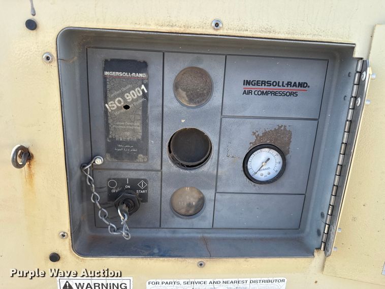 image for item ES5810 2000 Ingersoll Rand P185WJD air compressor