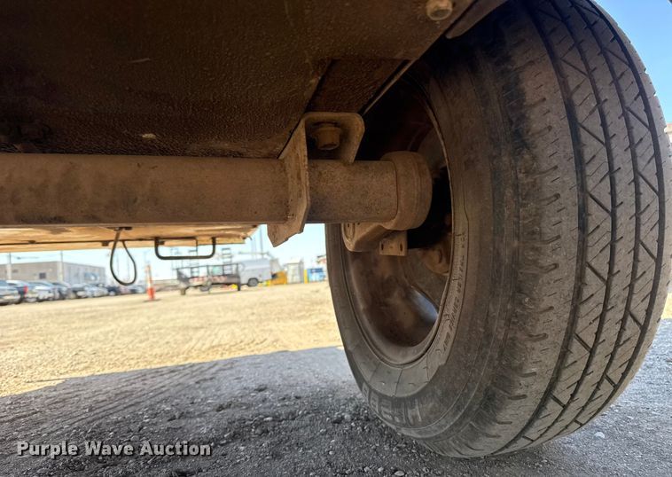 image for item ES5810 2000 Ingersoll Rand P185WJD air compressor