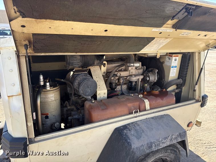 image for item ES5810 2000 Ingersoll Rand P185WJD air compressor