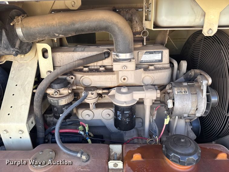 image for item ES5810 2000 Ingersoll Rand P185WJD air compressor