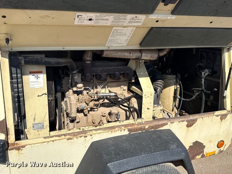 image for item ES5810 2000 Ingersoll Rand P185WJD air compressor