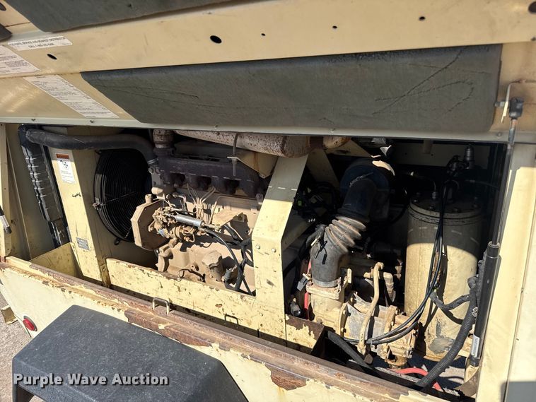 image for item ES5810 2000 Ingersoll Rand P185WJD air compressor