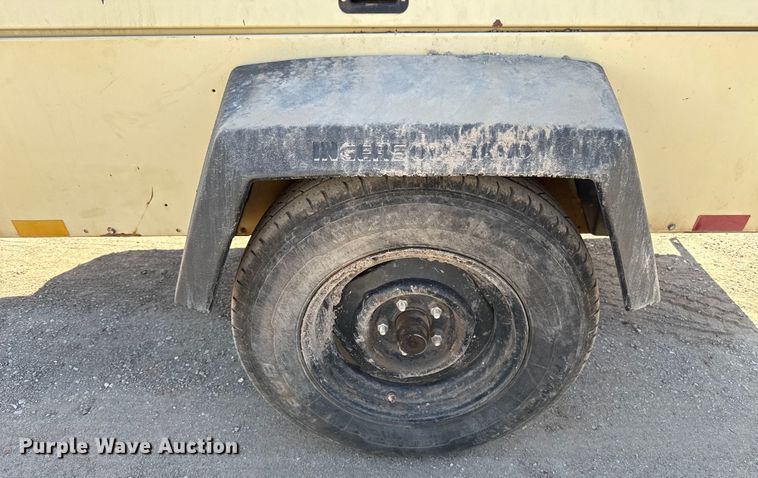 image for item ES5810 2000 Ingersoll Rand P185WJD air compressor