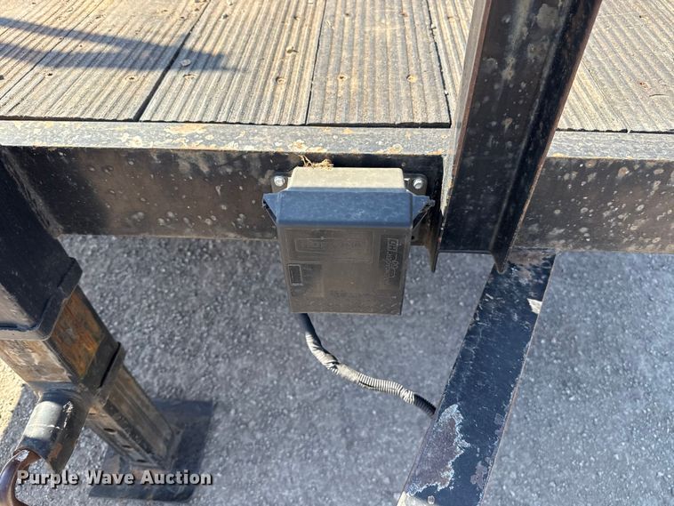 image for item ES5811 2017 Texas Pride EQ72014KBP equipment trailer