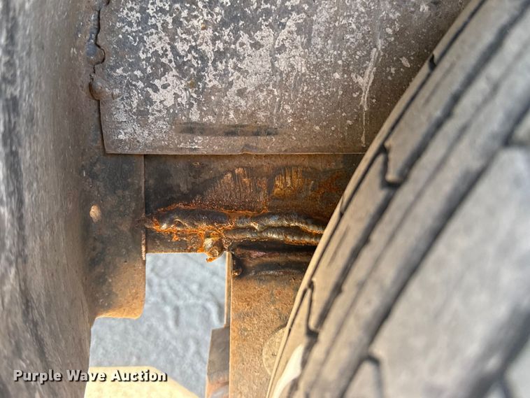 image for item ES5811 2017 Texas Pride EQ72014KBP equipment trailer