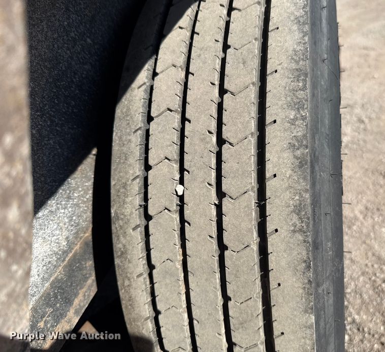 image for item ES5811 2017 Texas Pride EQ72014KBP equipment trailer